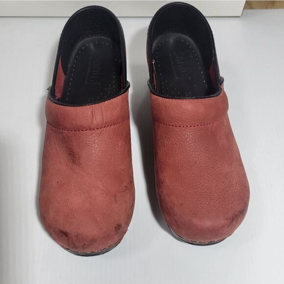 ❤️ 3 for $35 SANITA danish clogs closed back rust dark red colour size 36 Or 5 - Picture 2 of 10